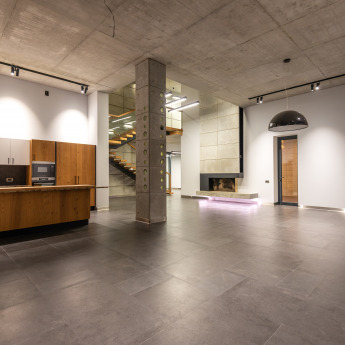 Комерція 120 м<sup>2</sup>