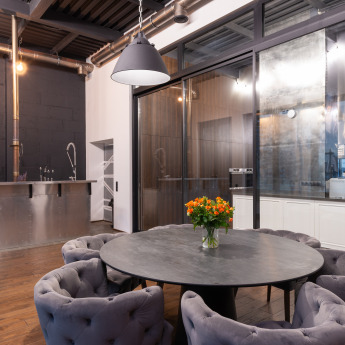 Маячна штукатурка стін у Рівному